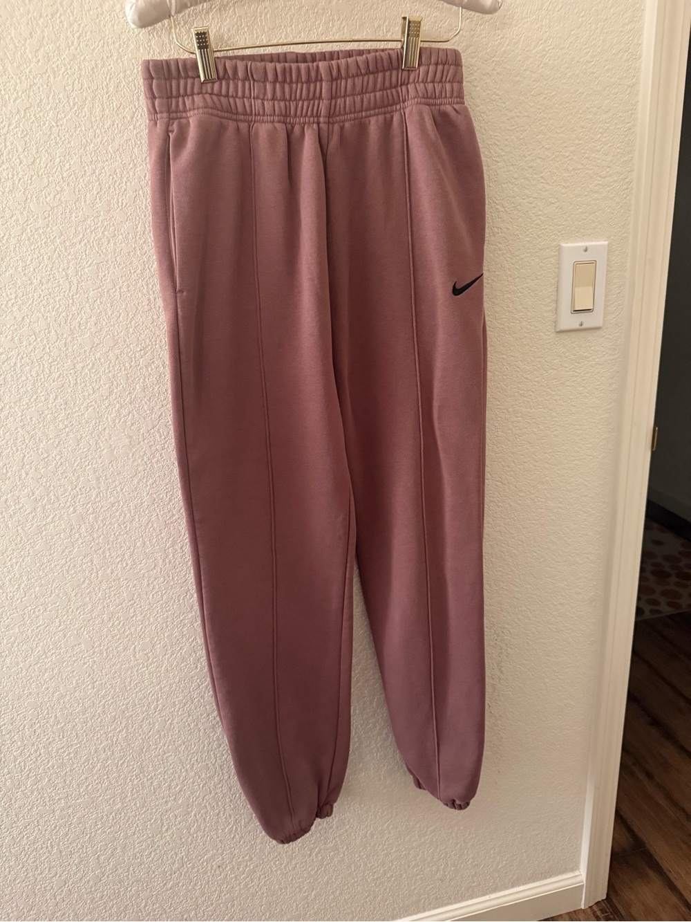Nike Mauve Jogger Sweatpants